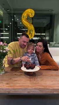 كيف احتفلت عزة زعرور وزوجها بعيد ميلاد ابنها