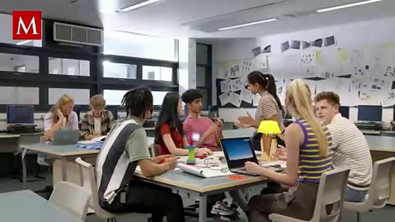 ¡Adiós a las tareas! Putin ordena reducir la cantidad de deberes escolares en colegiales rusos