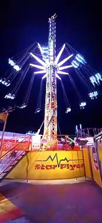 Nombreuses Attractions   Foire des Rameaux de Grenoble  #france #grenoble #foire #divertissement   (5)