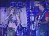 Shakira dà scandalo