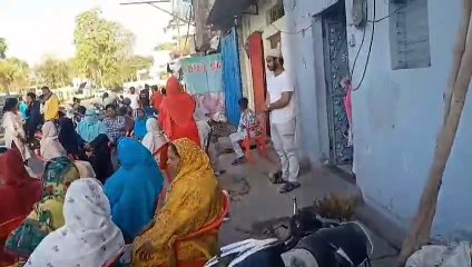 Download Video: रफ्तार का कहर: रमजान में सहरी करके घर से निकली दो महिलाओं को कार ने मारी टक्कर दोनों की हुई पर मौत