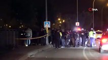 Adana’da feci kaza... Kontrolden çıkan motosiklet kaldırıma çarpıp sürüklendi: 2 ölü