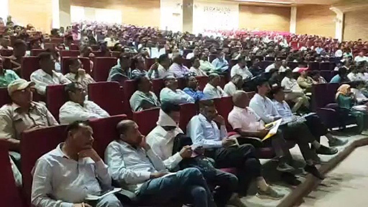 लोकसभा चुनाव में होम वोटिंग के लिए मतदान दलों का प्रशिक्षण
