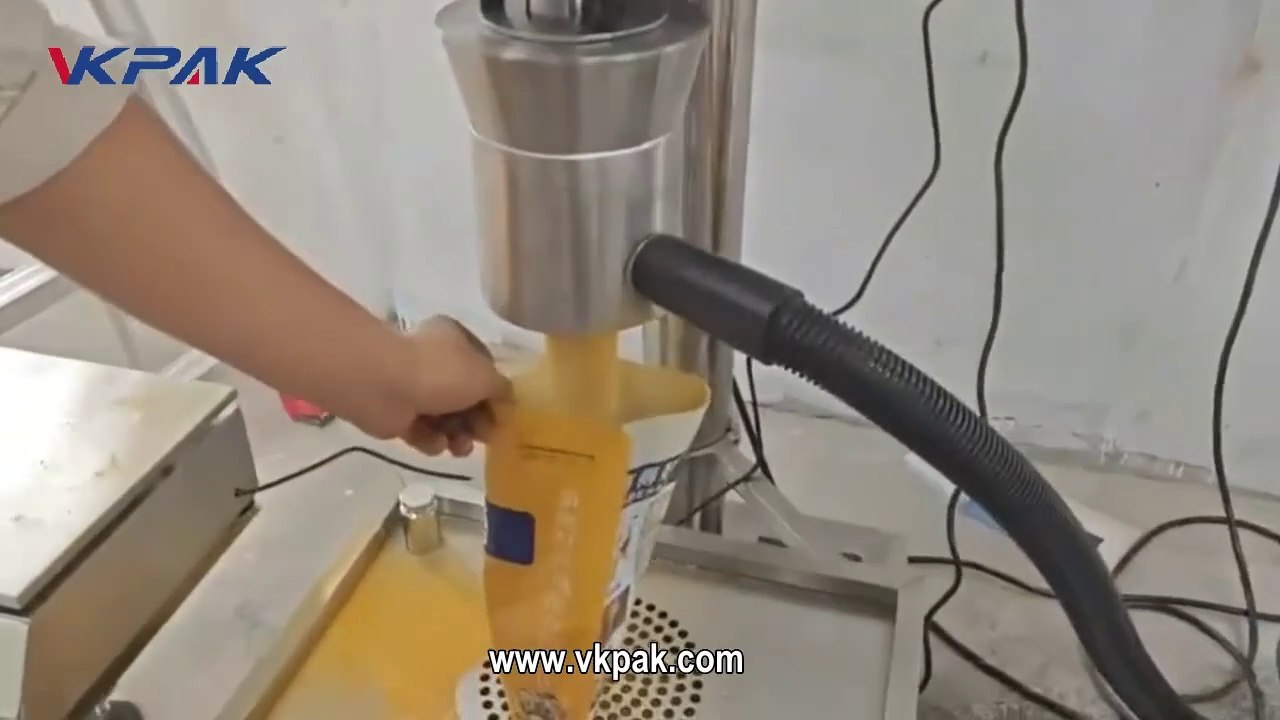 Remplisseuse à vis sans fin, Remplisseuse de sacs de poudre à vis sans fin semi-automatique