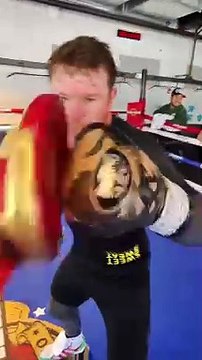 ¡Canelo Álvarez se prepara para pelear contra Jaime Munguía!