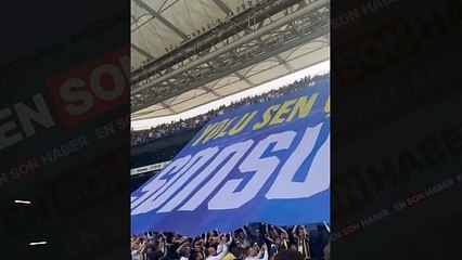 Fenerbahçe tribünlerinden Ali Koç için pankart
