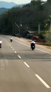 Graban a estudiante realizando peligrosas maniobras en la CA-5