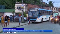 Moradores de Marcos Freire protestam contra as condições dos micro-ônibus