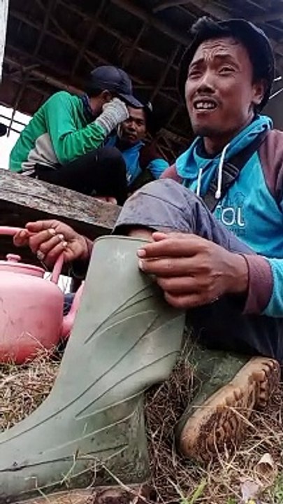 Mengapa kau beri aku rasa