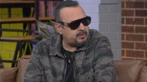La estricta educación financiera que Pepe Aguilar aplica con sus hijos