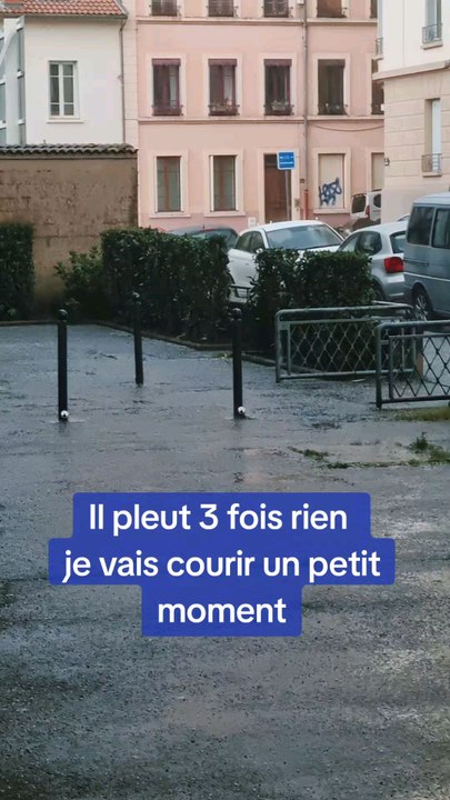 Courir sous la pluie