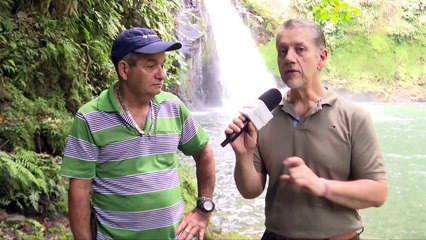 Pase en vivo - Catarata Poza Azul