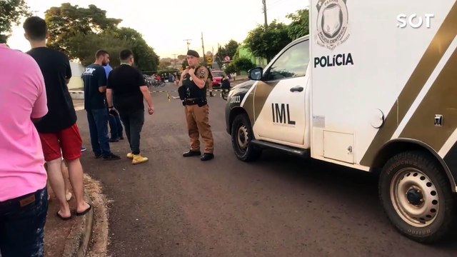Homem é brutalmente assassinado a tiros em frente de escola no Jardim Clarito em Cascavel