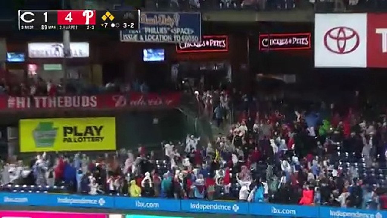 ¡El tercer Jonrón de Bryce Harper es un Grand Slam!