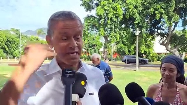 Jean-Jacques Dijoux rencontre les journalistes du Quotidien