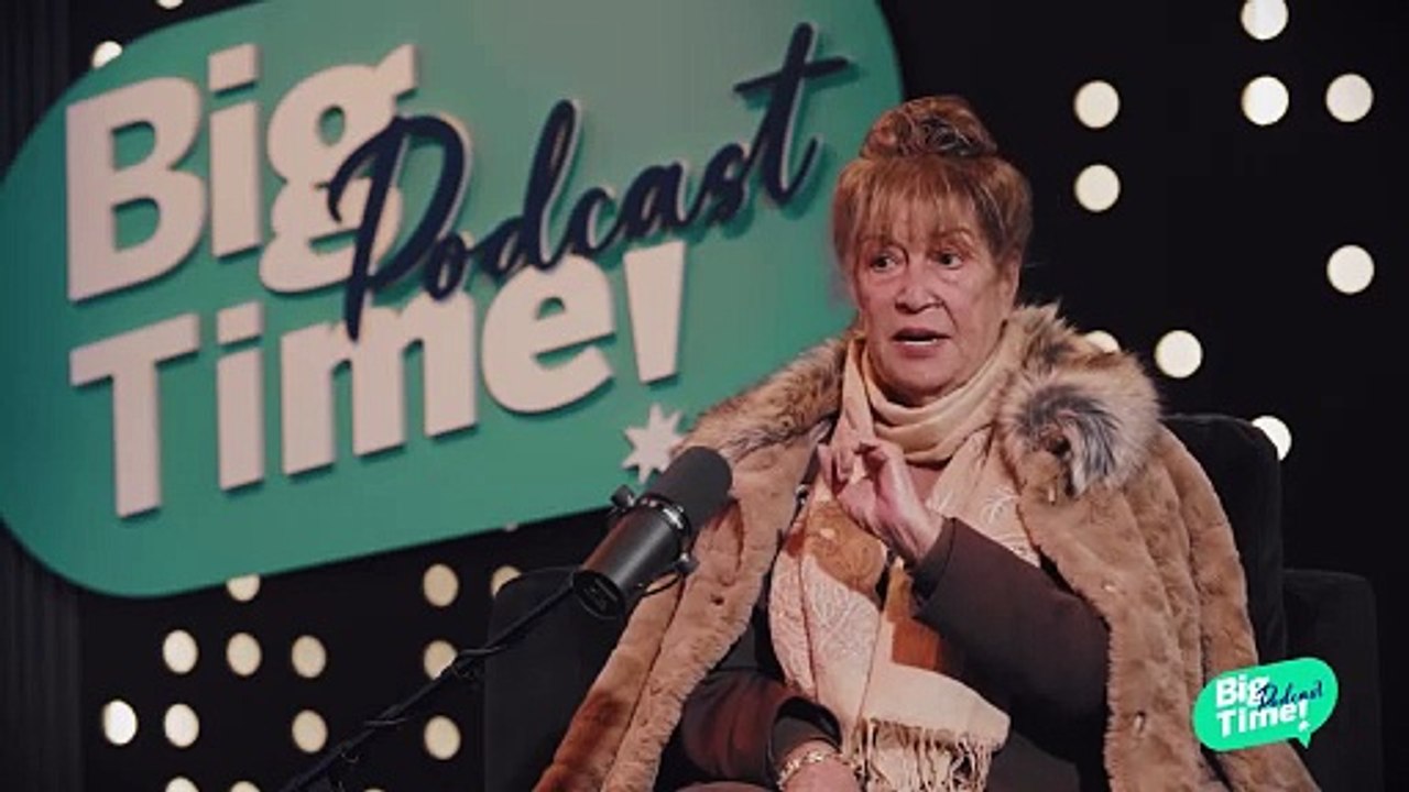 بيج تايم يودكاست | منى واصف: لن أنسى هذا الموقف لأنتوني كوين مع طفل وطلبه تعلم الوضوء من عبدالله غيث