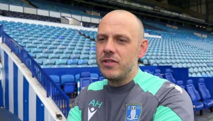 Andy Holdsworth on Sheffield Wednesday wingers Joey Phuthi and Favour Onukwuli