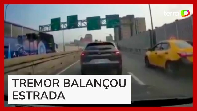 Câmera em carro mostra terremoto atingindo estrada em Taiwan