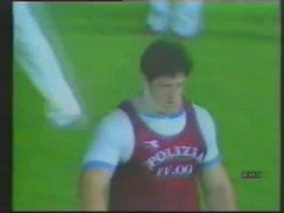 ATHLE RECORD DU MONDE LANCER DE POIDS 22m91 ANDREI