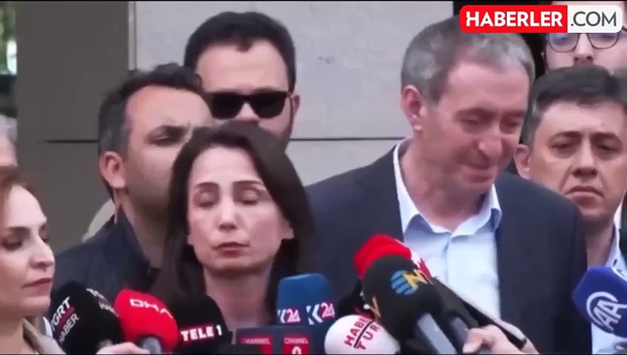 DEM Partili Bakırhan'ı terleten soru: Zeydan'ın 'PKK sizi tükürüğüyle boğar' sözlerine katılıyor musunuz?
