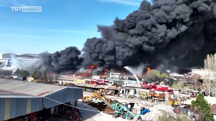 Ankara'da yangın; dev siteyi alevler yuttu