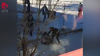 Van'da polis şiddeti: Yerde uzun süre copla vurup tekmelediler