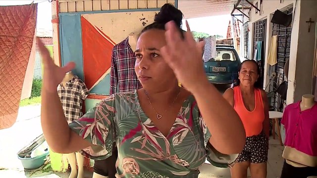 População denuncia corpos amontoados no Cemitério de Guadalupe, em Olinda