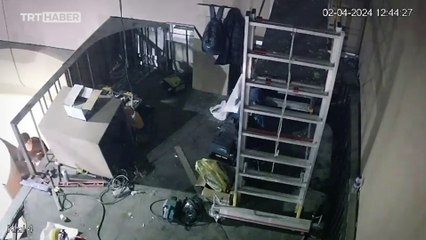 Beşiktaş'taki yangının çıkış anı