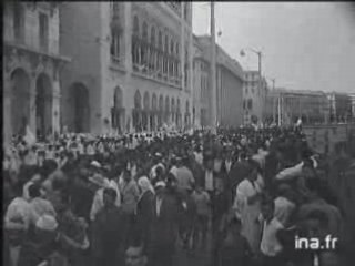 ALGERIE - BEN BELLA RENTRE A ALGER2