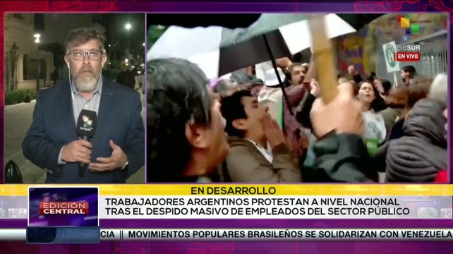 Trabajadores del sector público se movilizan en rechazo a despidos masivos ejecutados por Javier Milei