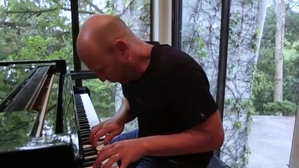 Inon Zur Plays Fallout 4 Theme