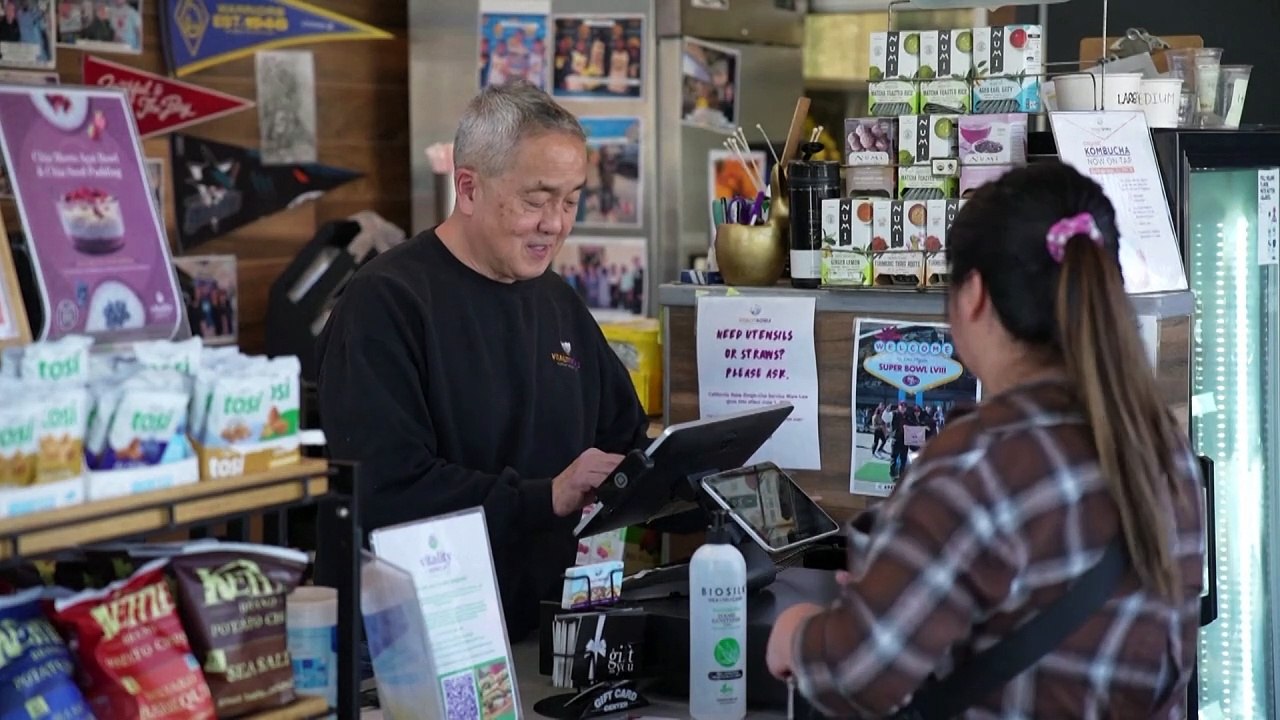 California fast food industry divided over pay hike