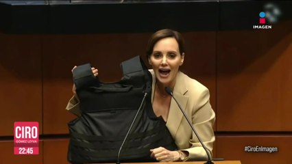Lilly Téllez sube a tribuna con chaleco antibalas para denunciar el clima de violencia electoral