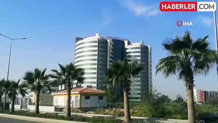 Devlet hastanesinde dehşet! Annesinin boğazını ve ayaklarını kesip silahla öldürdü