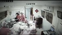 Enfermeiras tentam proteger recém-nascidos durante sismo em Taiwan. Veja