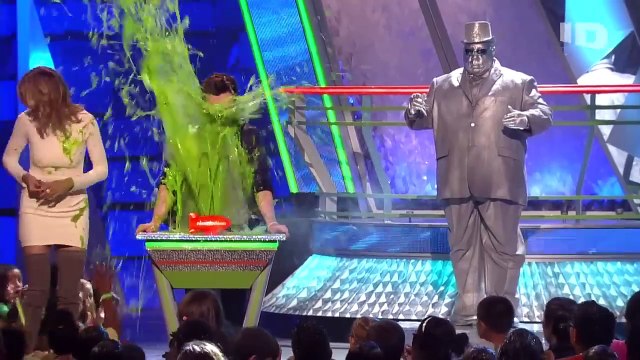 Enfants Stars : un prédateur en coulisses - saison 1 Bande-annonce VO