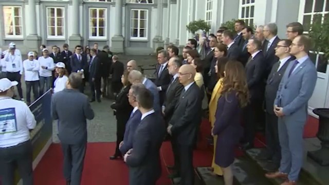 Em 2026, autoestradas da UE terão um posto de carregamento de carros elétricos a cada 60 km