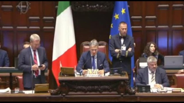La Camera respinge la mozione di sfiducia contro Santanchè