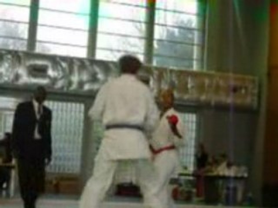 Combat Donovan(1)