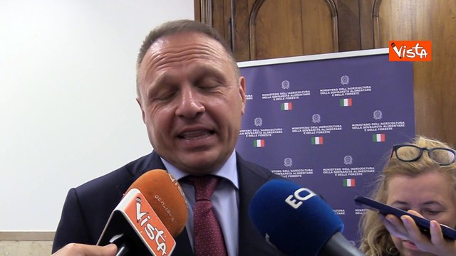 Lollobrigida: Per l'Italia il vino ? un gioiello da valorizzare