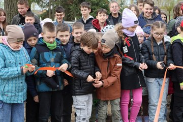 Nowy chodnik do szkoły