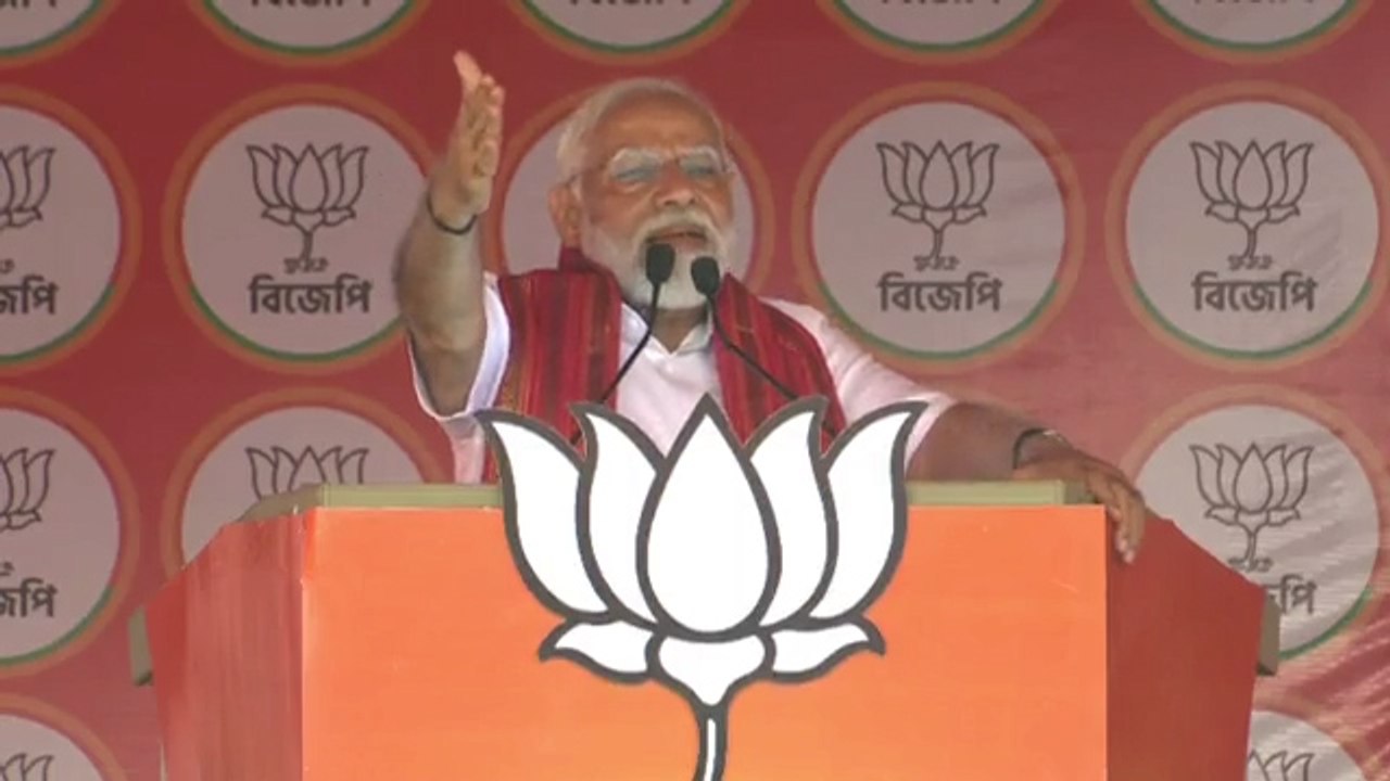 ১০ বছরে বিজেপি সরকার দেশের জন্য যা করেছে, তা শুধু ‘ট্রেলার’: Narendra Modi | Oneindia Bengali