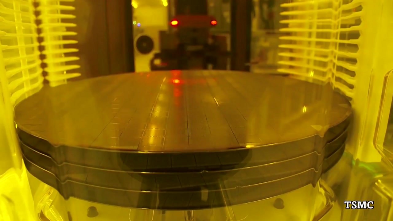 타이완 TSMC "일부 라인, 생산 재개에 시간 더 필요" / YTN