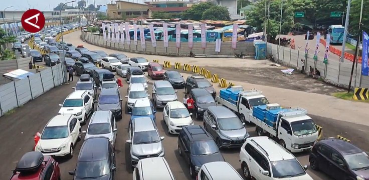 Puncak arus mudik di Pelabuhan Merak diperkirakan H-4 Lebaran
