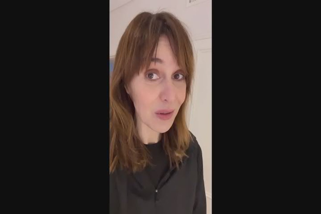 Fiorella Mannoia compie 70 anni: da Cortellesi a Turci, gli auguri di amici e colleghi - Video