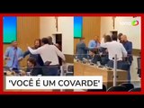 Vereadores quase se agridem após discussão com troca de ofensas em Goiás: 'O senhor se esconde'