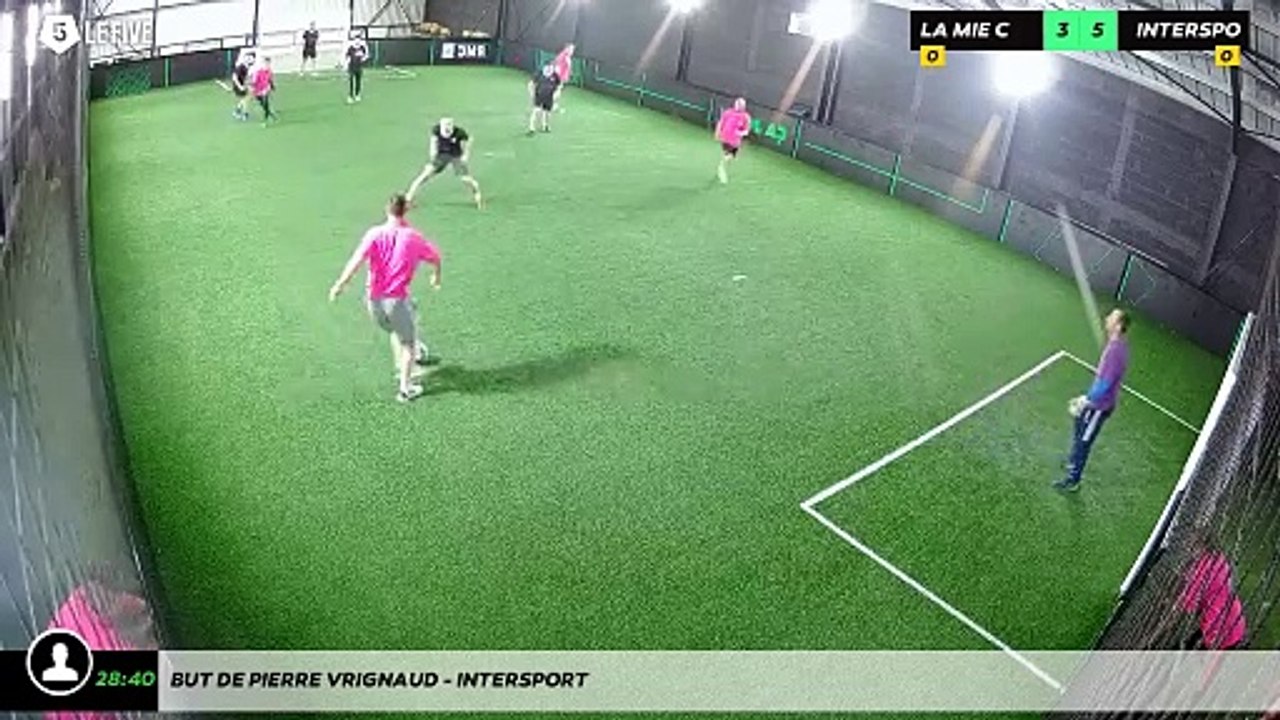But de Pierre VRIGNAUD - INTERSPORT