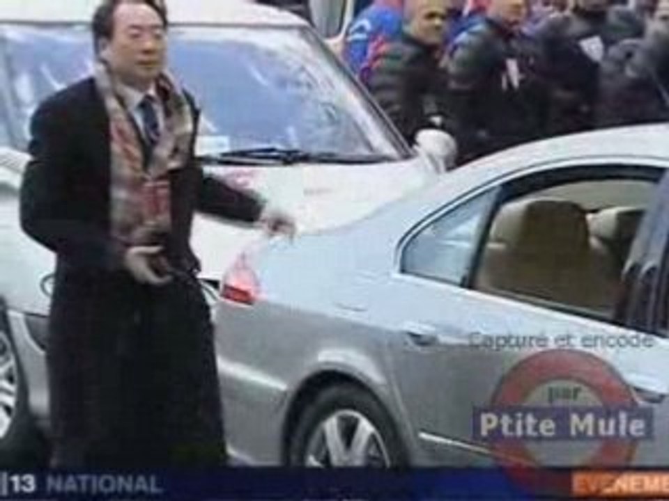 Polémique sur le rôle de la police