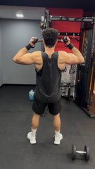 CABLE REAR DELT BY ROPE
