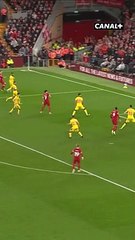 La frappe en pleine lucarne de Mac Allister !